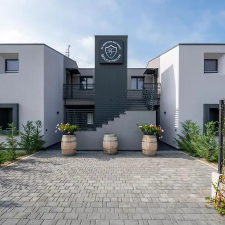 Ormeasco By Interhome אימפריה